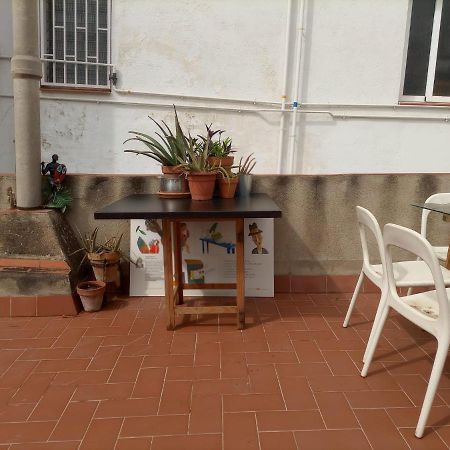 Aparteasy - Central Gracia Apartments Barcelona Ngoại thất bức ảnh