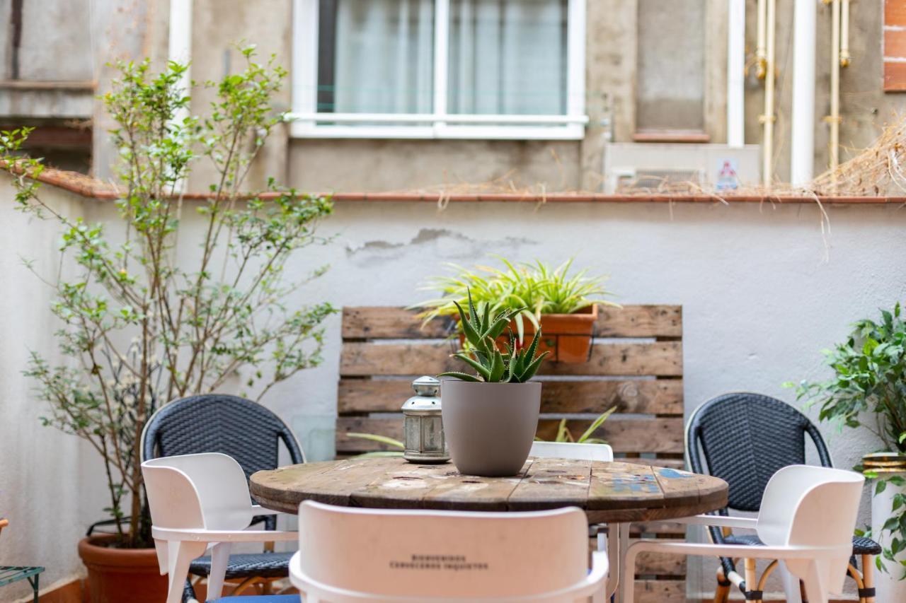 Aparteasy - Central Gracia Apartments Barcelona Ngoại thất bức ảnh