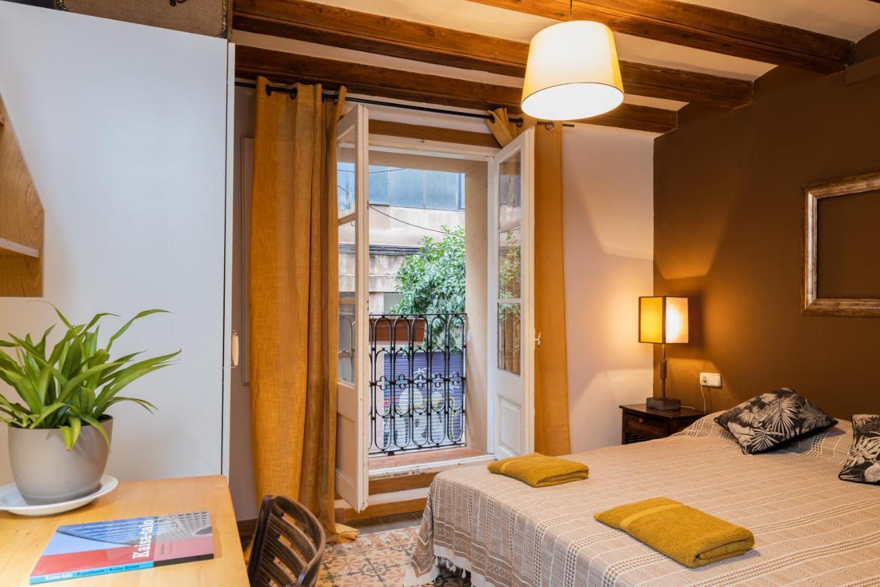 Aparteasy - Central Gracia Apartments Barcelona Ngoại thất bức ảnh