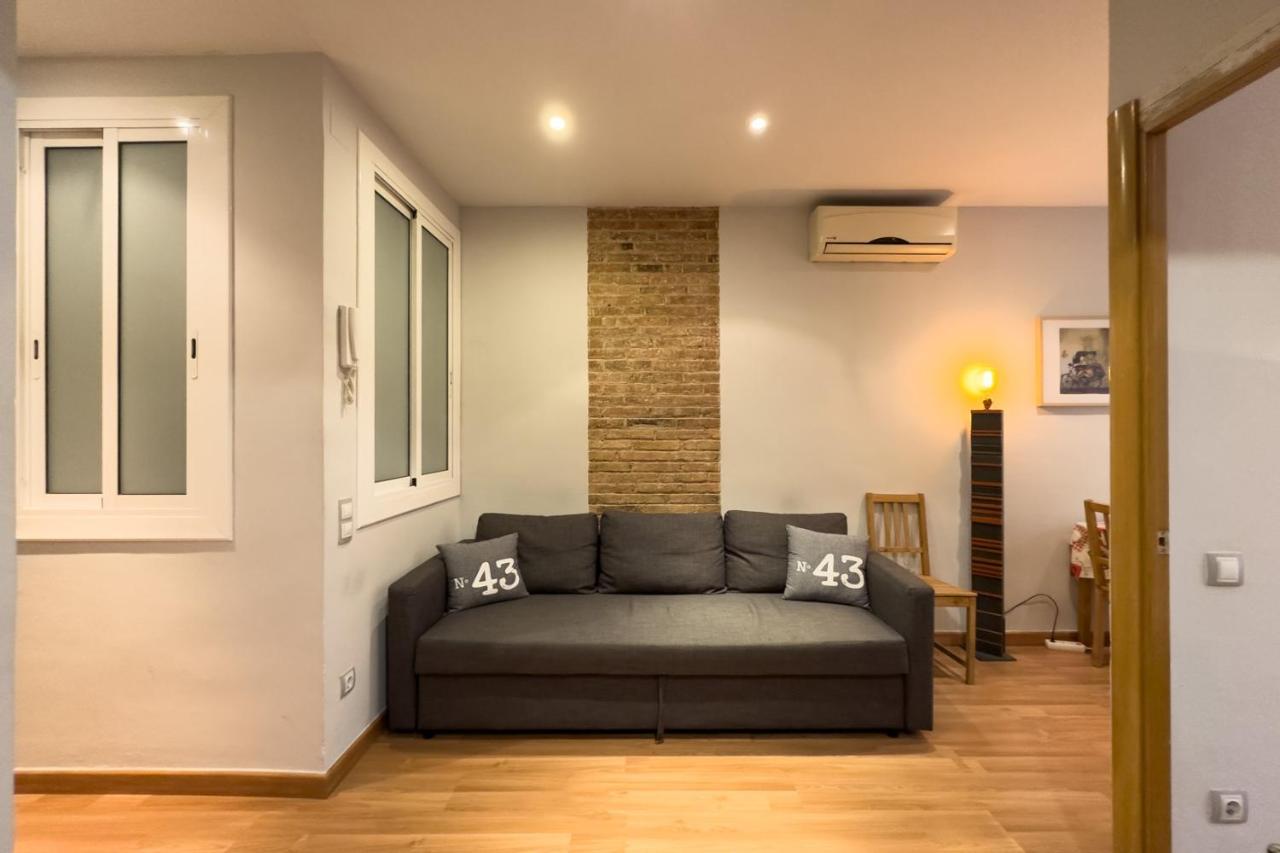 Aparteasy - Central Gracia Apartments Barcelona Ngoại thất bức ảnh