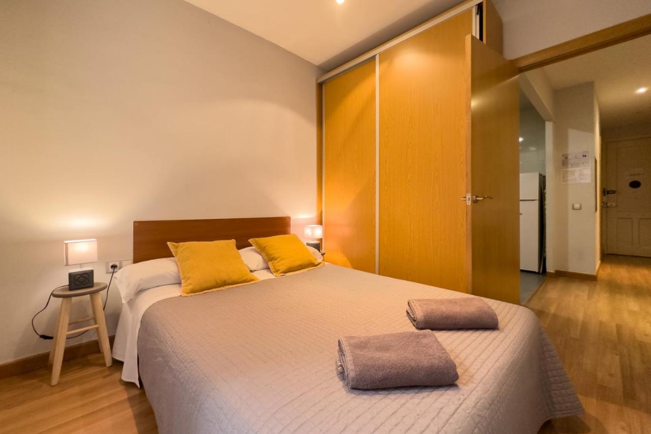 Aparteasy - Central Gracia Apartments Barcelona Ngoại thất bức ảnh