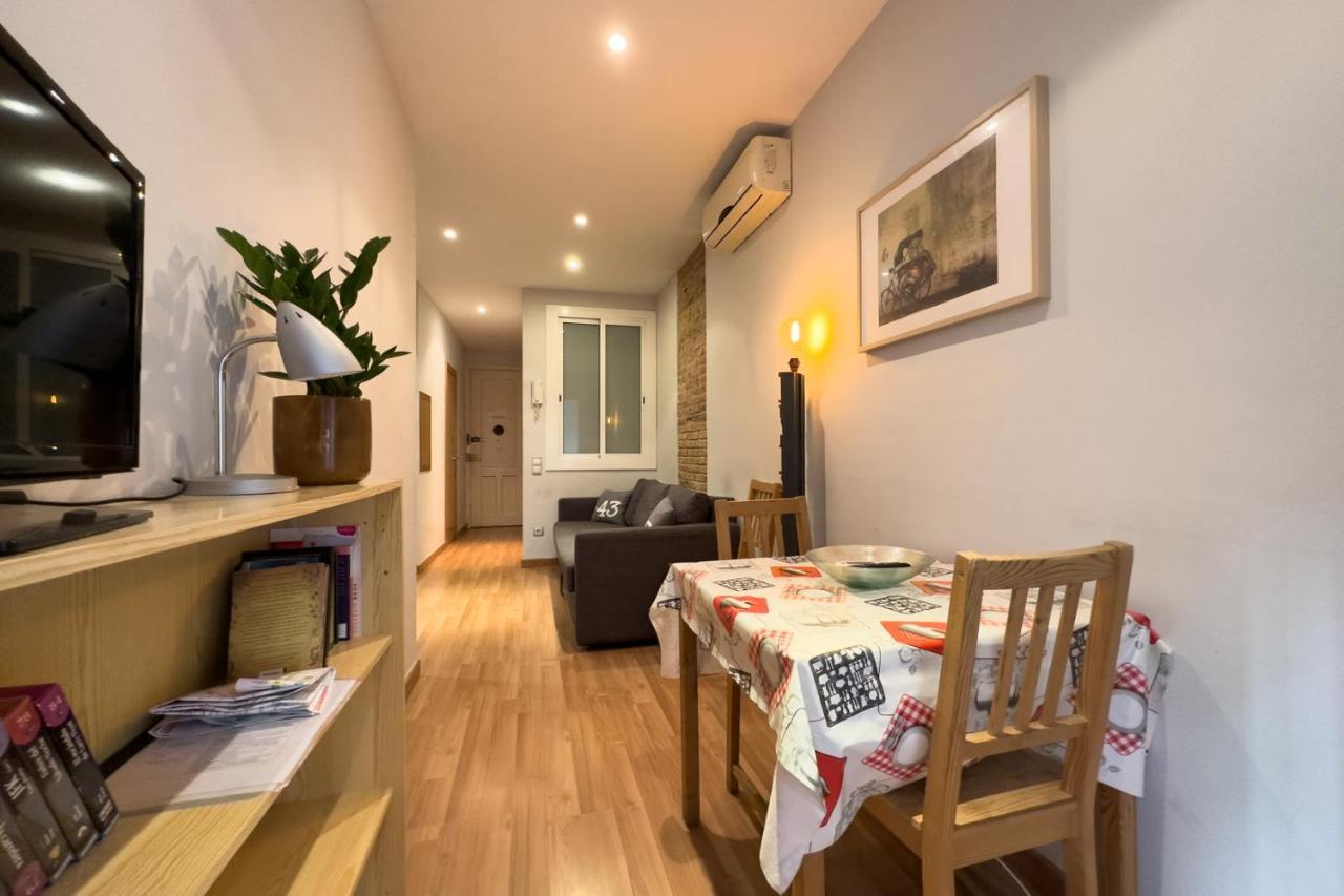 Aparteasy - Central Gracia Apartments Barcelona Ngoại thất bức ảnh