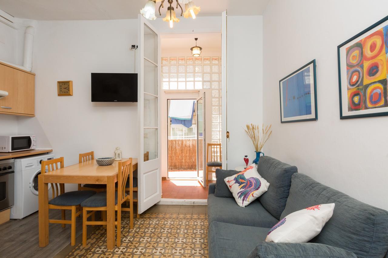 Aparteasy - Central Gracia Apartments Barcelona Ngoại thất bức ảnh