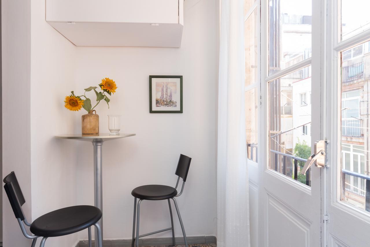 Aparteasy - Central Gracia Apartments Barcelona Ngoại thất bức ảnh